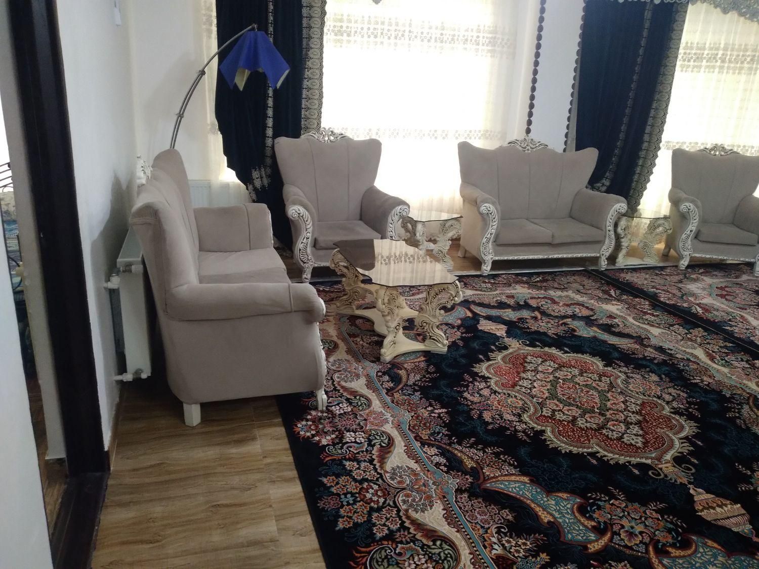 اجاره ویلا جنگلی روزانه|اجارهٔ کوتاه‌مدت آپارتمان و سوئیت|املش, |دیوار