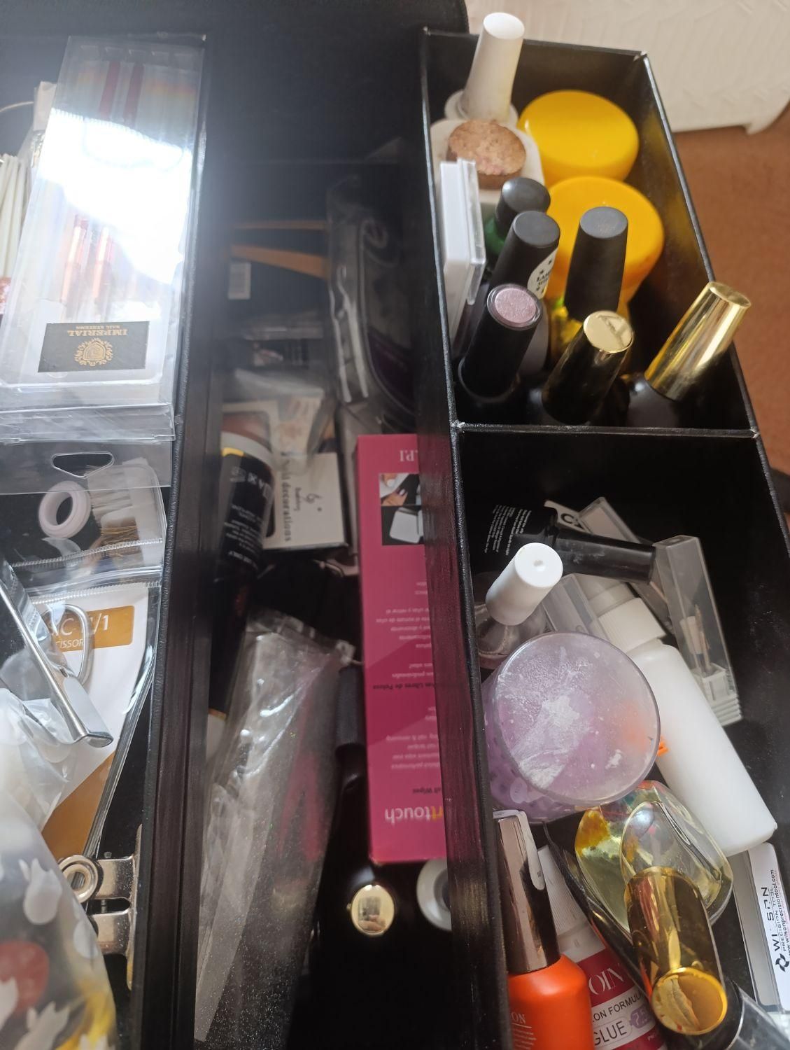 وسایل کاشت ناخن|آرایشی، بهداشتی، درمانی|خمین, |دیوار