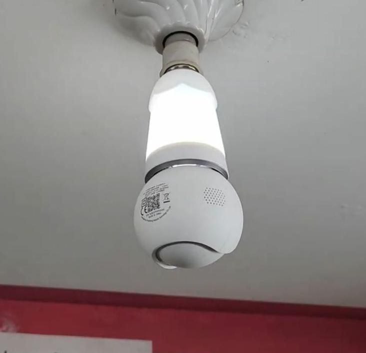 دوربین کاملا بیسیم لامپی چرخشی ۳۶۰ درجه|دوربین مداربسته|قشم, |دیوار