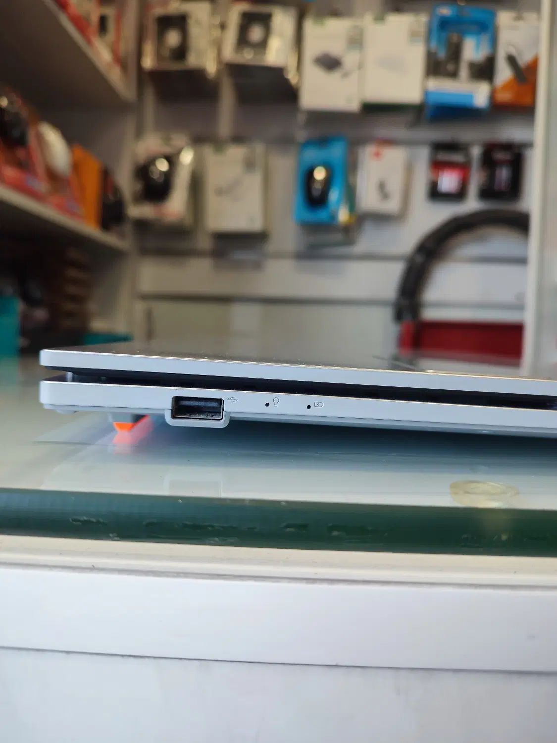 لپ تاپ ایسوس  vivobook E1504 /core i3/Ram8/ssd256|رایانه همراه|کرج, عظیمیه|دیوار