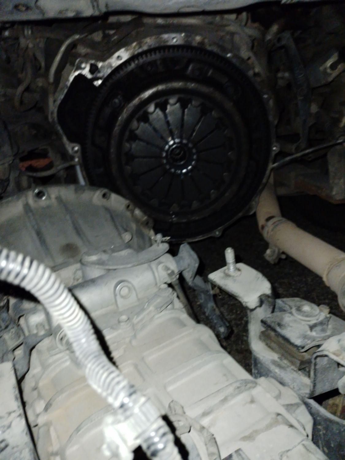 مکانیک تخصصی ایسوزو سیار و شبانه روزی|خدمات موتور و ماشین|بروجرد, |دیوار