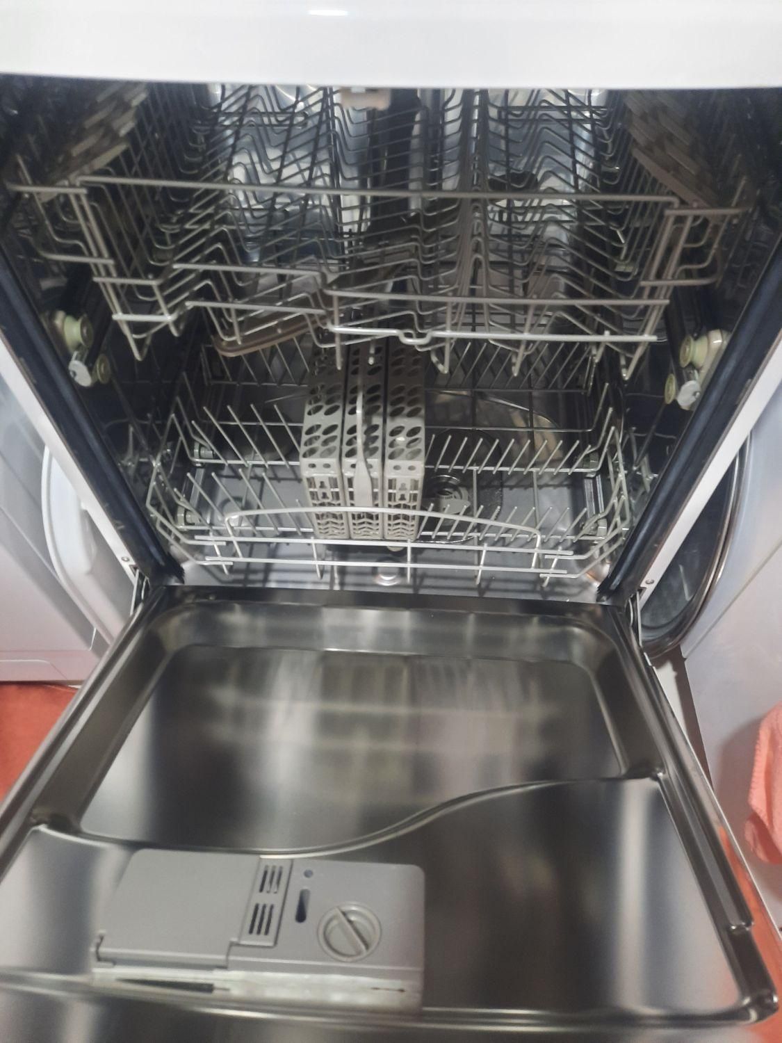 ماشین ظرفشویی|ماشین ظرفشویی|گلستان (تهران), |دیوار