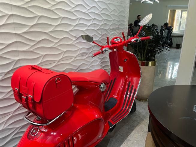 وسپا ۹۴۶ رد vespa red 946|موتورسیکلت|تهران, سعادت‌آباد|دیوار