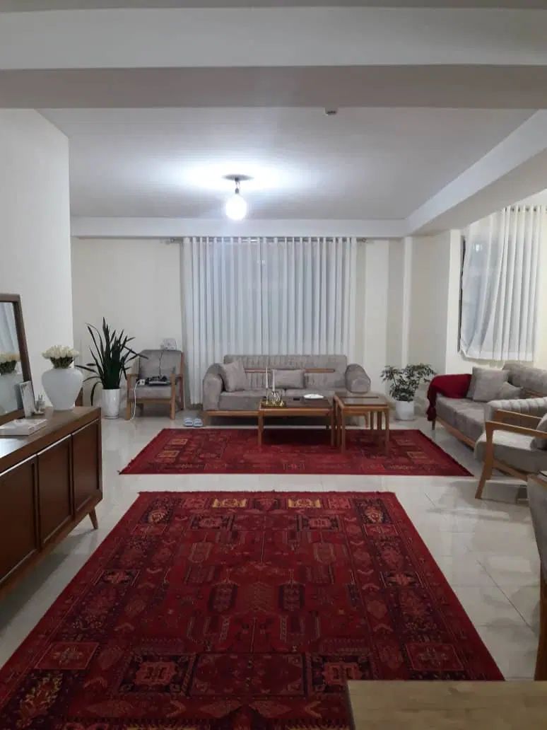 آپارتمان ۹۸ متری ۲ خوابه بلوار اصلی باغستان|اجارهٔ آپارتمان|کرج, باغستان|دیوار
