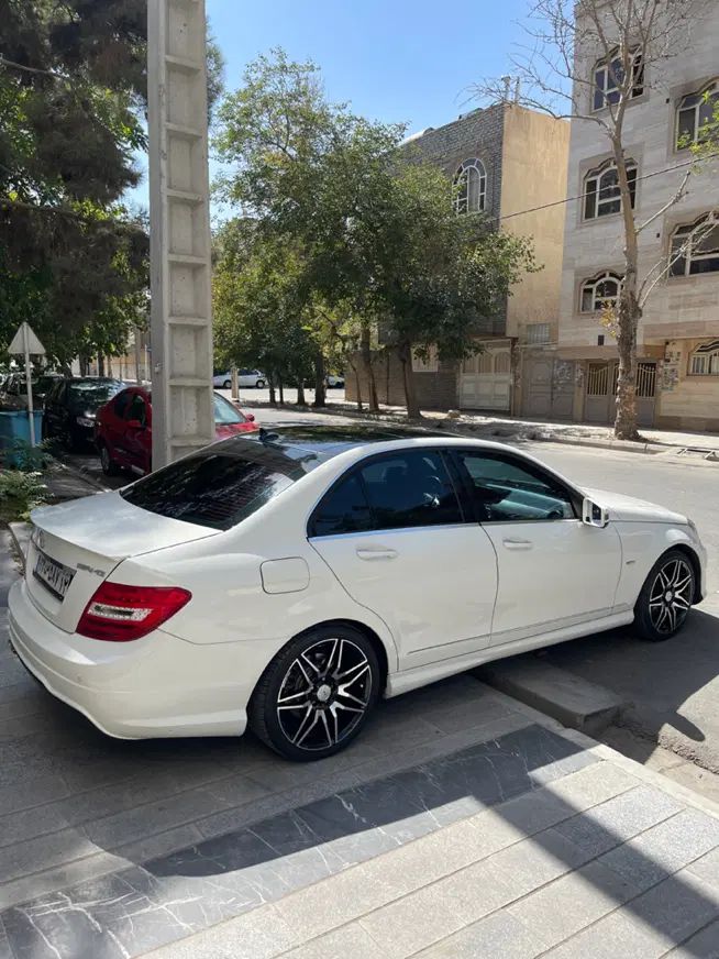 بنز c200 بسیار تمیز «فقط امروز»|خودرو سواری و وانت|مشهد, هفت تیر (آب و برق)|دیوار