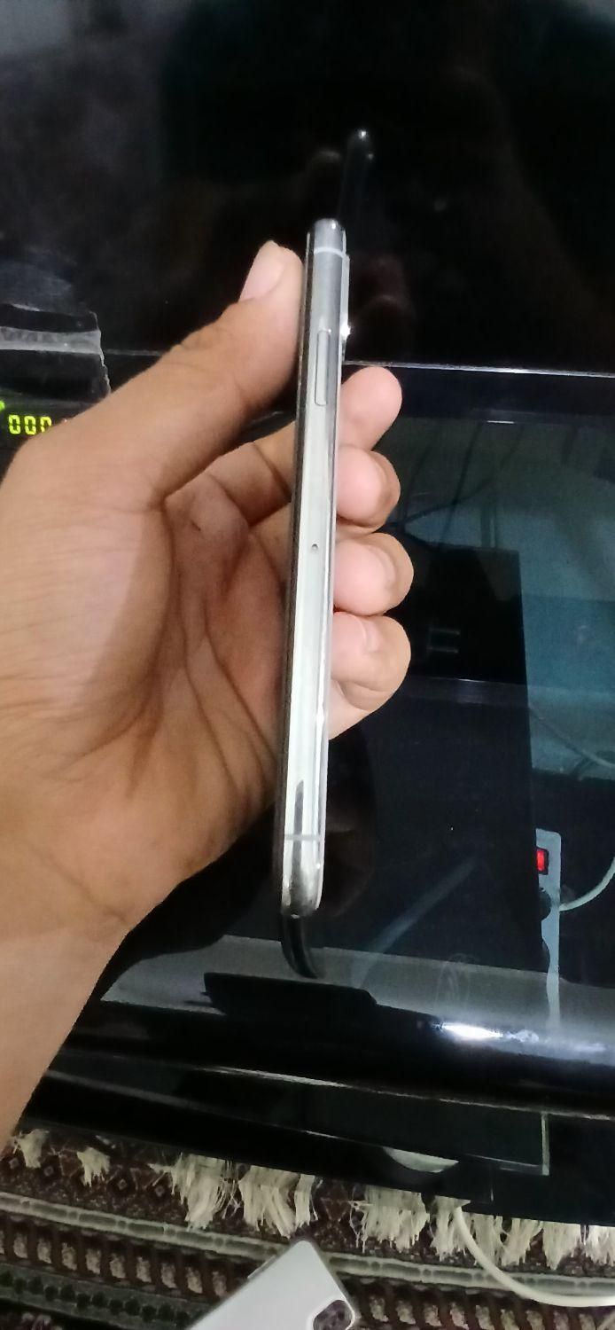 اپل iPhone X با حافظهٔ ۶۴ گیگابایت|موبایل|آبسرد, |دیوار