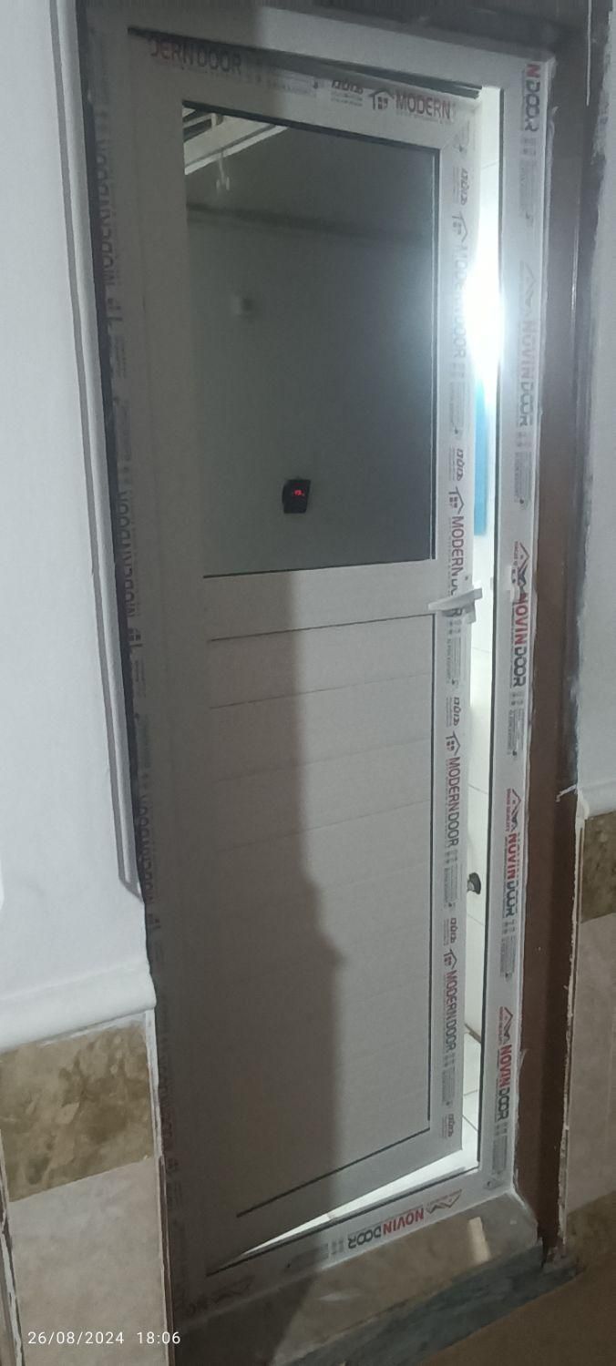 نصاب Upvc درب و پنجره دوجداره|خدمات پیشه و مهارت|زاهدان, |دیوار