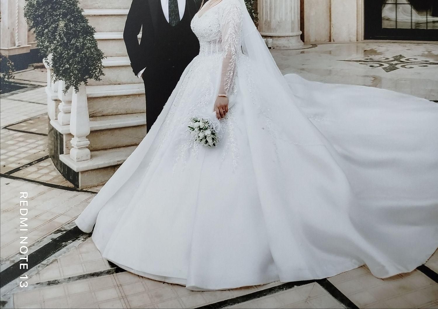 لباس عروس|لباس|دامغان, |دیوار