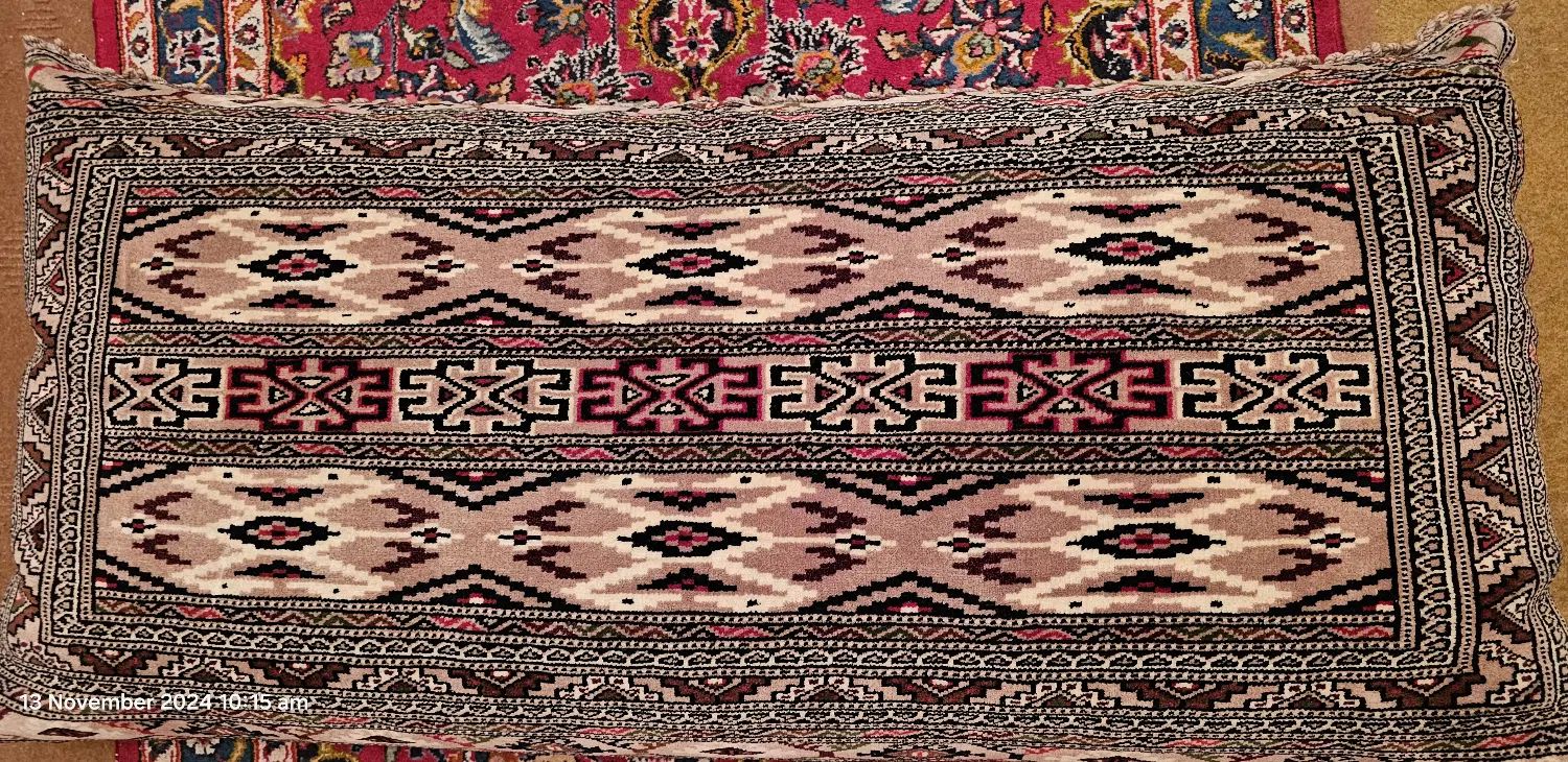 پشتی دستی|پشتی|تهران, ارامنه|دیوار