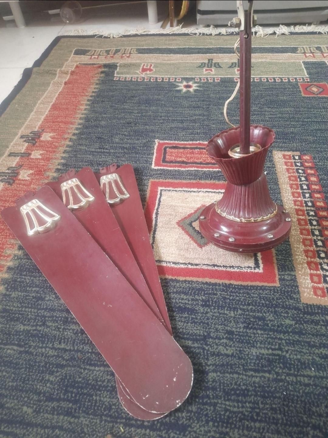 ۲ عدد پنکه|پنکه و تصفیه‌کنندهٔ هوا|فردیس, |دیوار