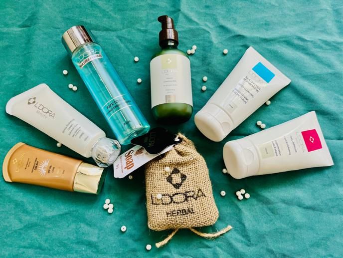 محصولات لدورا|آرایشی، بهداشتی، درمانی|نیشابور, مازول|دیوار