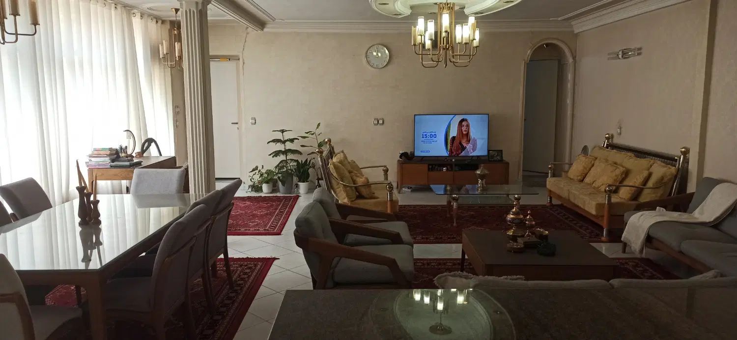 اجاره آپارتمان ۱۲۰ متری ویلایی میدان محمدیه|اجارهٔ آپارتمان|تهران, مولوی|دیوار