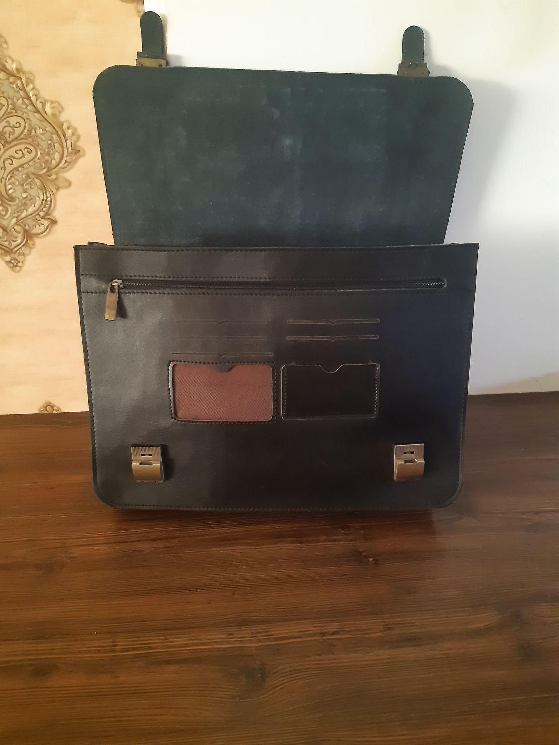 کیف اداری مردانه|کیف، کفش، کمربند|رشت, لاکانی|دیوار