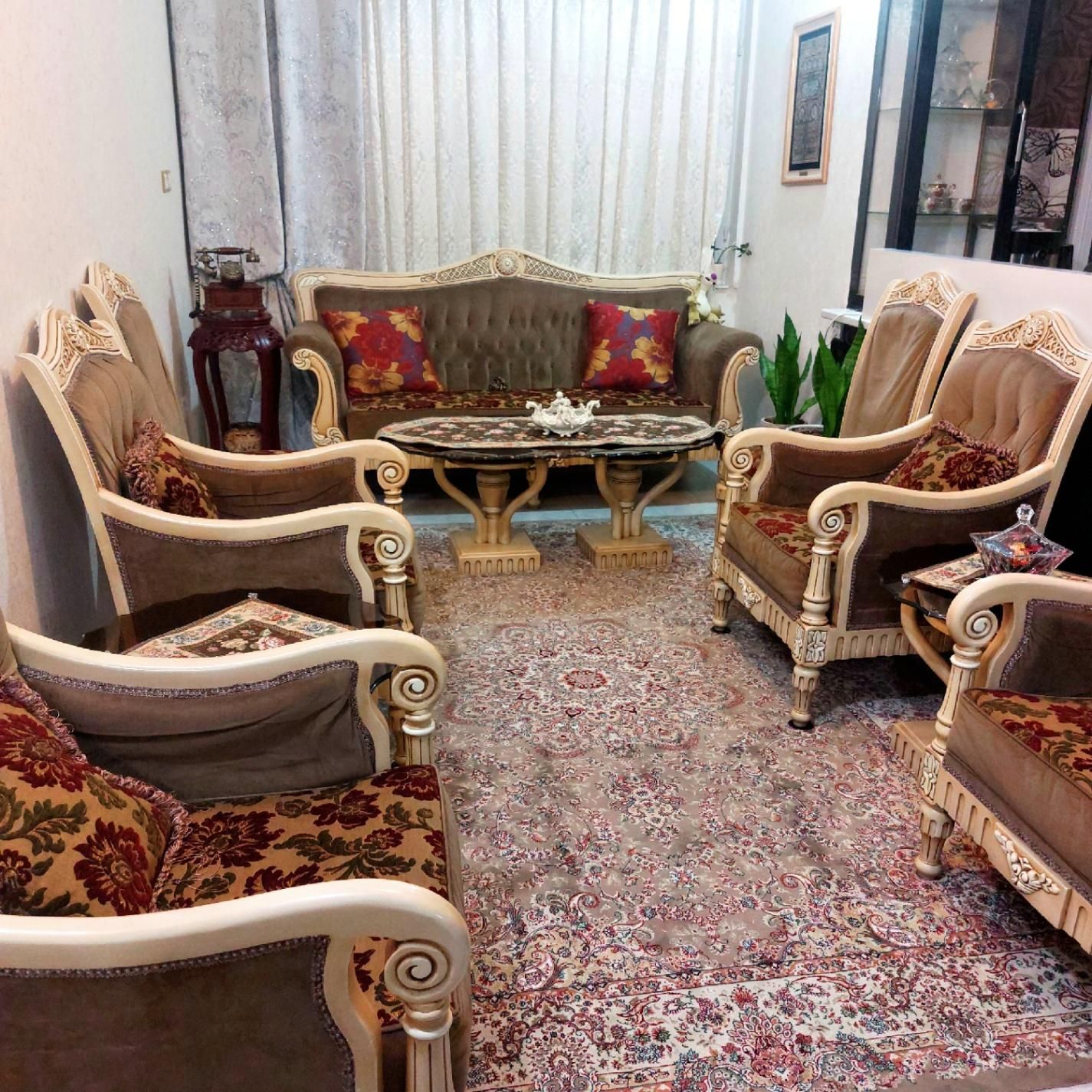 مبل منبت کاری کم‌جا و سالم|مبلمان خانگی و میز عسلی|تهران, نیرو هوایی|دیوار