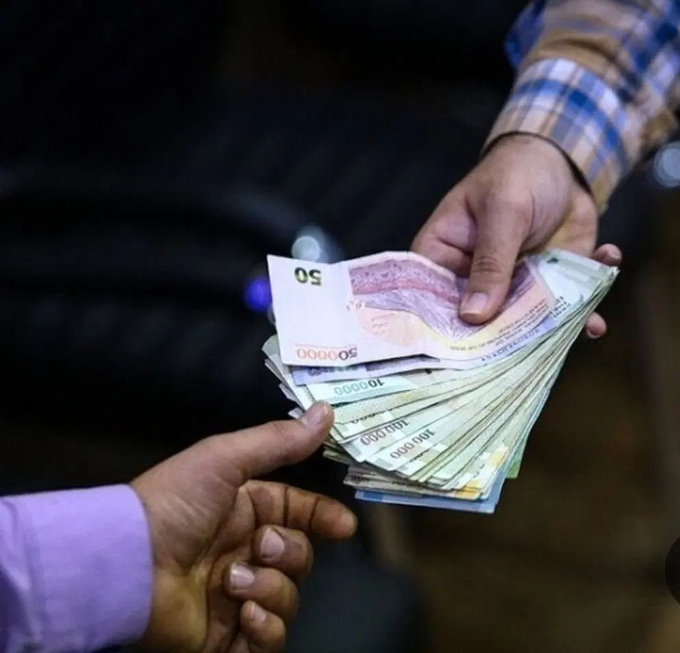 برای پرداخت حقوق کارگران خود نیاز به همکاری داری|خدمات مالی، حسابداری، بیمه|اصفهان, شاهزاده ابراهیم|دیوار