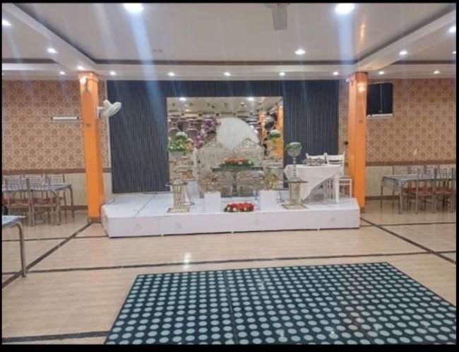 تالارپذیراییبزرگمهر|خدمات پذیرایی، مراسم|زابل, |دیوار