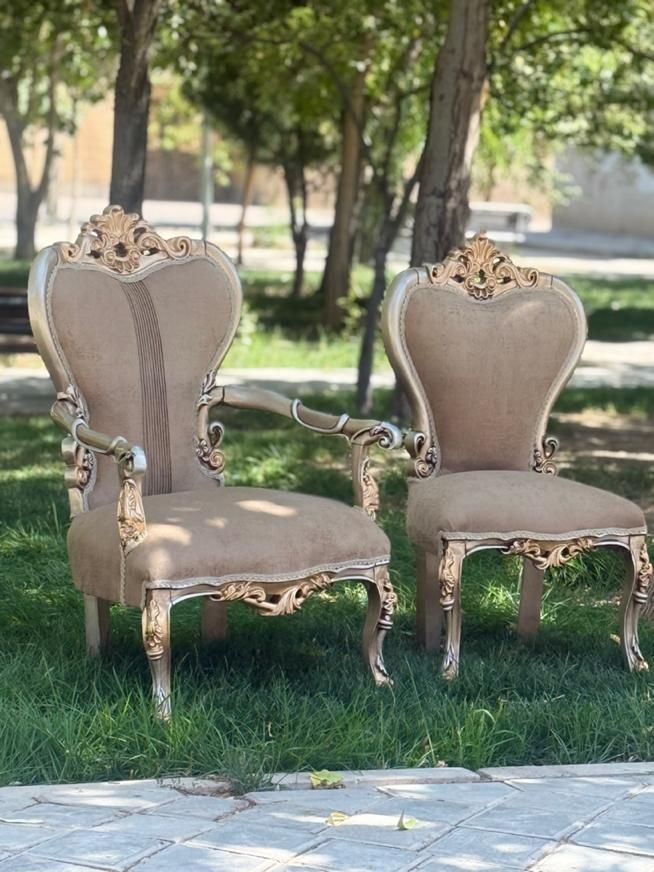 کار دسته چوبی ۹نفره با میز جلو مبلی وشیشه|مبلمان خانگی و میز عسلی|اصفهان, ماشاده (رهنان)|دیوار
