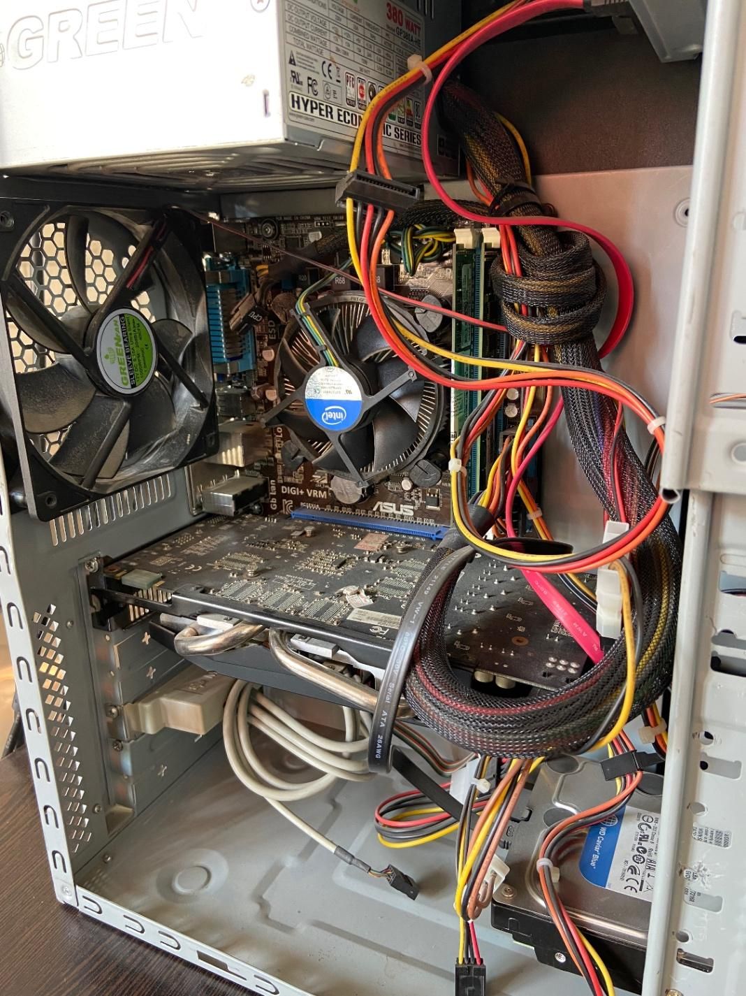 سیستم خوب رم ۸ گرافیک ۲ gtx 550ti با وسایل کامل|رایانه رومیزی|محلات, |دیوار
