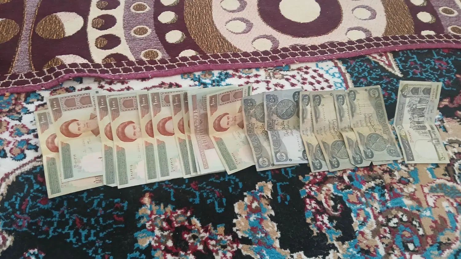 پول قدیم ۱۰۰تومنی چنتا پوله عراقی هم دارم|کلکسیون سکه، تمبر، اسکناس|بجنورد, |دیوار
