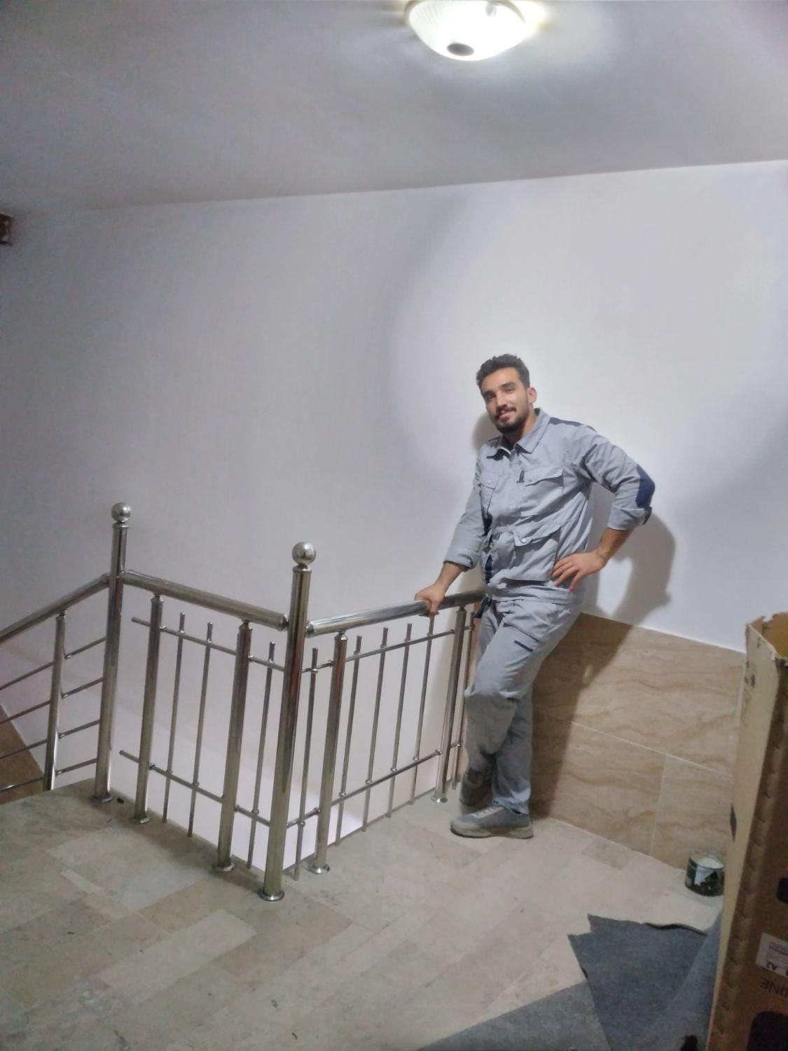 طراحی و اجرای نرده استیل شاهان|خدمات پیشه و مهارت|ماهدشت, |دیوار