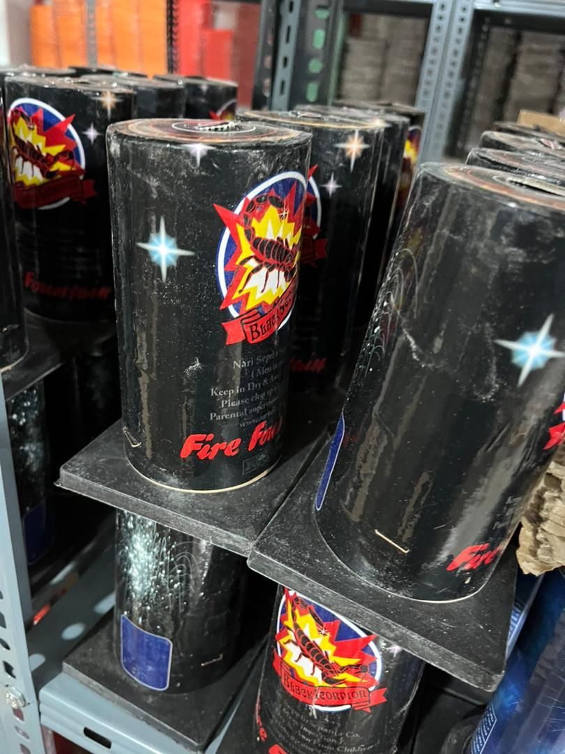 تجهیزات نور افشانی و آتش بازی یزدیان|اسباب‌بازی بچه|قم, نیروگاه|دیوار