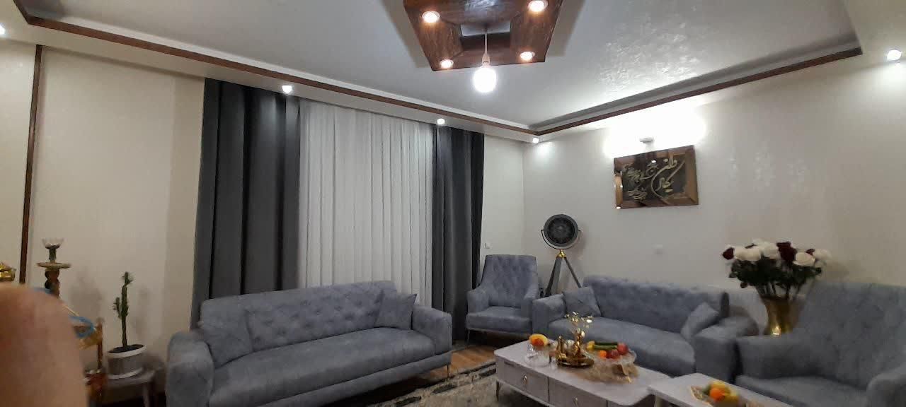 83متری شهرک سیمرغ 300 رهن دارد|فروش آپارتمان|برخوار, |دیوار