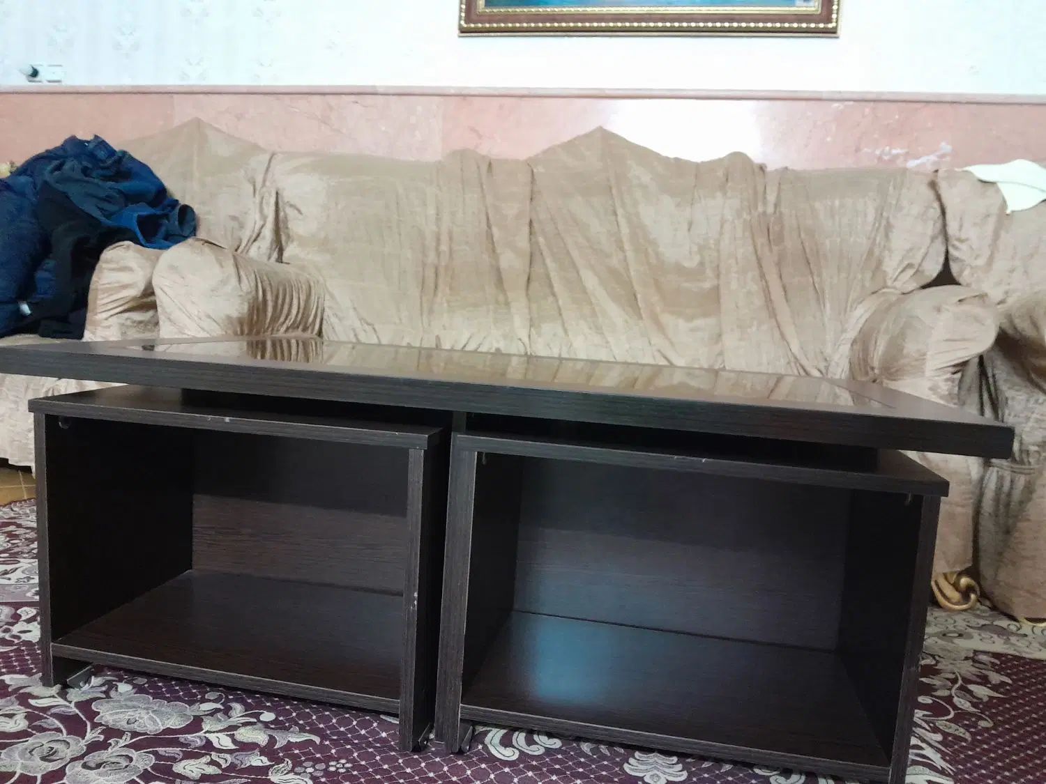 میز عسلی مینیمال و کلاسیک با چهار میز کوچک چرخدار|مبلمان خانگی و میز عسلی|سمنان, |دیوار