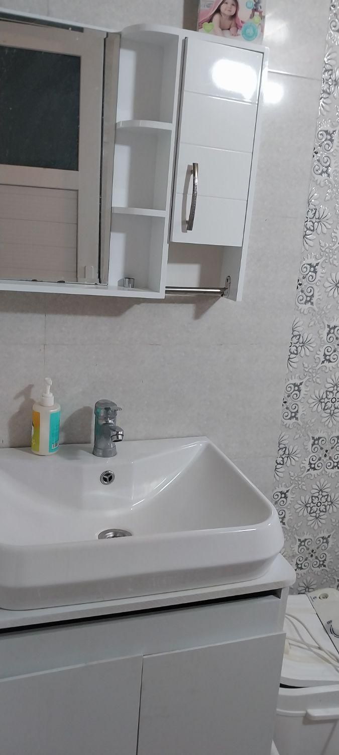 ویلا استخردار با ویوی کوه بین لاهیجان و لنگرود|اجارهٔ کوتاه‌مدت ویلا و باغ|لاهیجان, لیالستان|دیوار