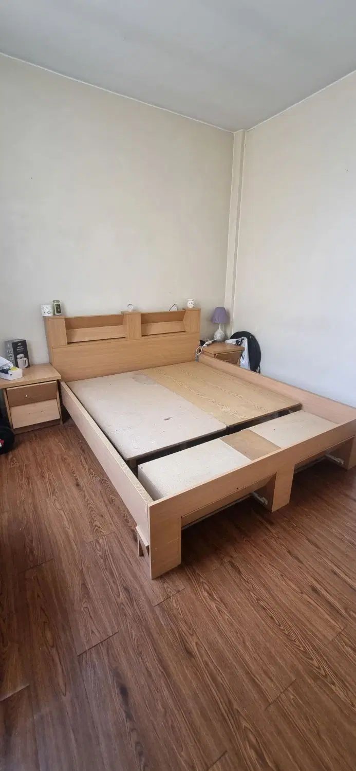 پایه تخت دونفره چوبی با دو پاتختی|تخت و سرویس خواب|تهران, جنت‌آباد جنوبی|دیوار