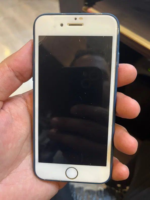 اپل iPhone 6 با حافظهٔ ۶۴ گیگابایت|موبایل|تهران, چیتگر جنوبی|دیوار