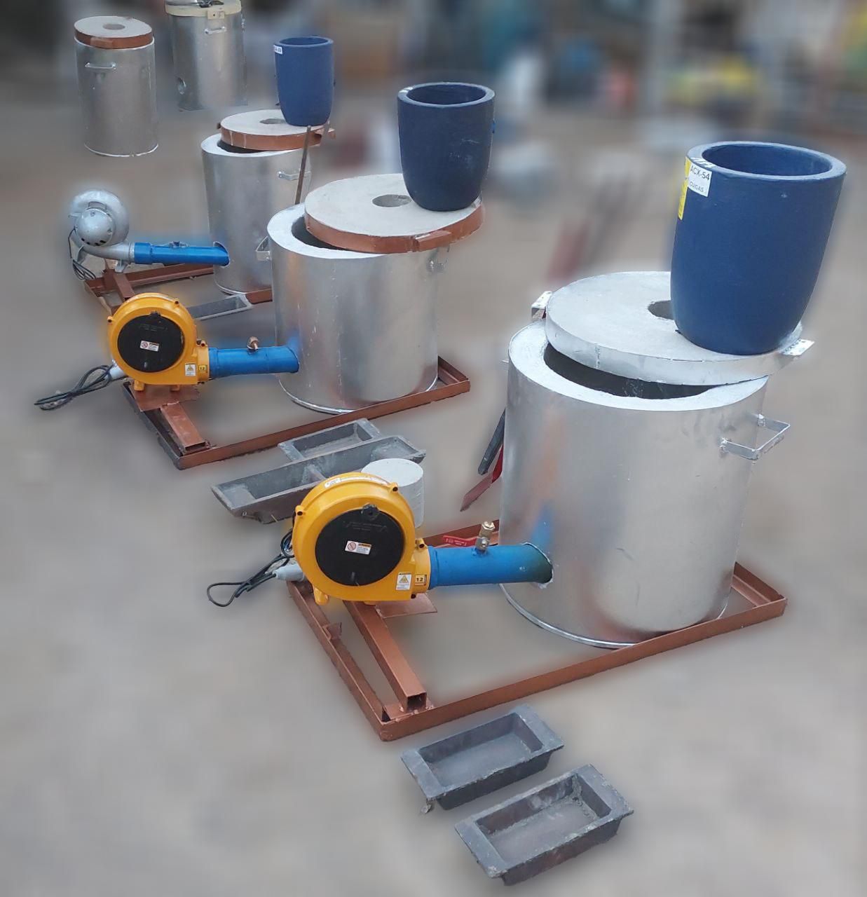 کوره ذوب و لوازم ریخته گری(مستقر در اصفهان)|خدمات پیشه و مهارت|خمین, |دیوار