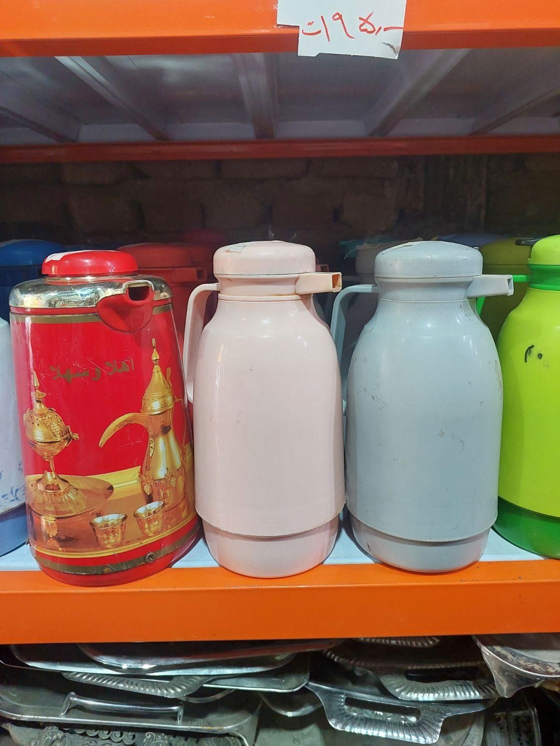 فلاکس چای دست دوم یک و یک ونیم لیتر استیل وشیشه ای|ظروف نگهدارنده، پلاستیکی، یک‌بارمصرف|قم, پامنار|دیوار