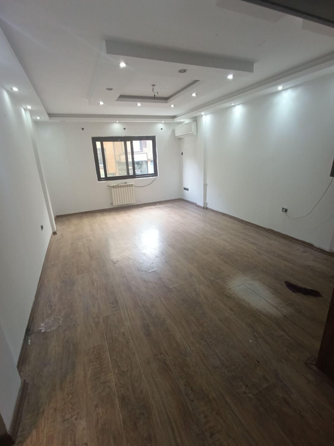 اجاره واحد تجاری در بر اصلی بلوار گیلان|اجارهٔ دفتر کار، اتاق اداری، مطب|رشت, بلوار گیلان|دیوار