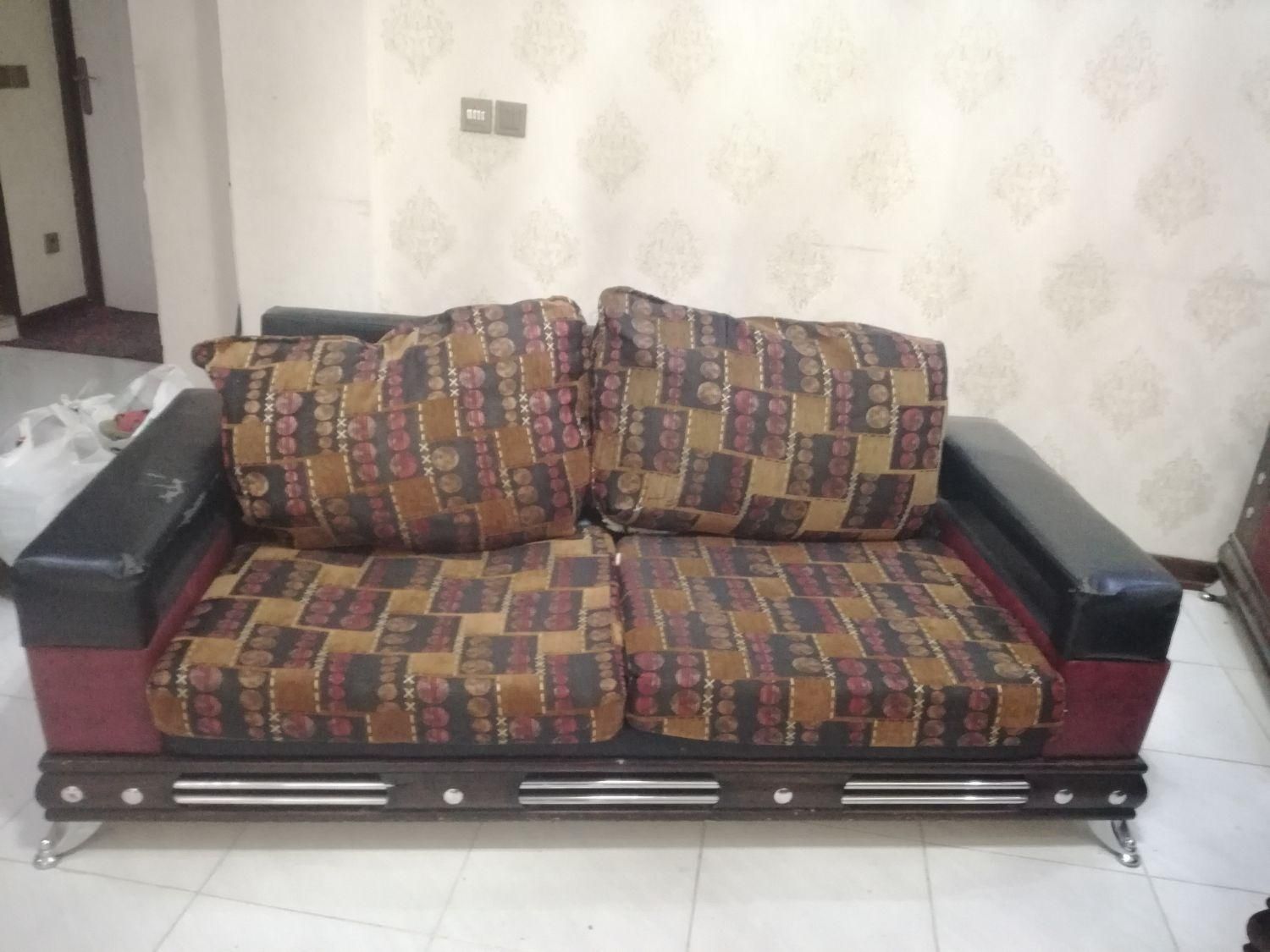 مبل هفت نفره چوب روس|مبلمان خانگی و میز عسلی|اصفهان, شهرستان|دیوار