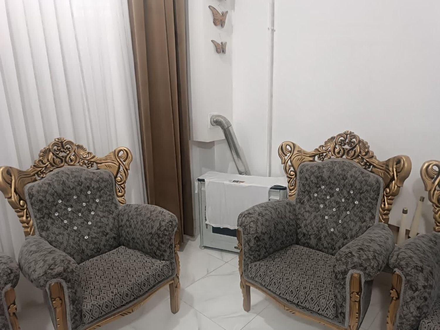 مبل هفت نفره سلطنتی نو|مبلمان خانگی و میز عسلی|قروه, |دیوار