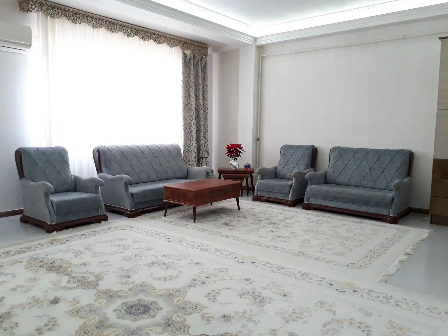 آپارتمان ۱۰۰ متری با پارکینگ اختصاصی|فروش آپارتمان|رشت, ولکس|دیوار