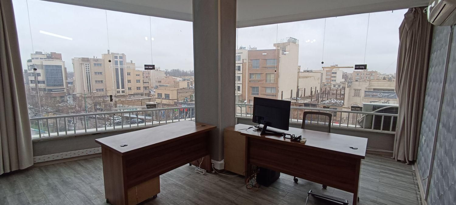 اداری 4 خواب غرق نور نزدیک به اتوبان امکانات کامل|فروش دفتر کار، اتاق اداری، مطب|اصفهان, زهران|دیوار