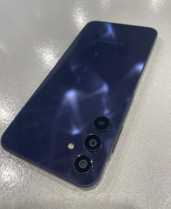 A15 128 R6|موبایل|اصفهان, بیدآباد|دیوار