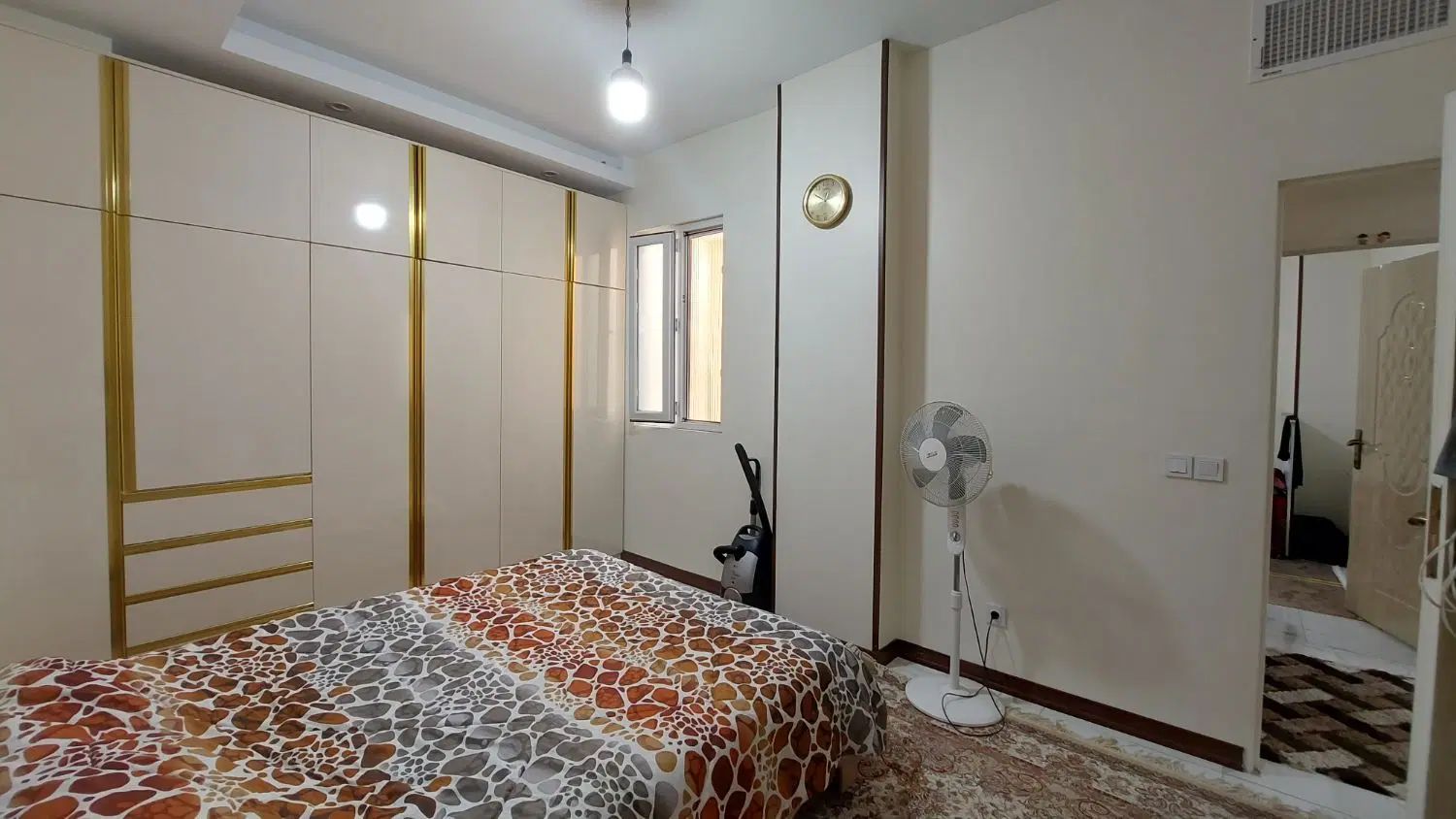 ۹۰ متر - دو خواب- استقلال جنوبی - نوساز - طبقه آخر|فروش آپارتمان|کرج, اتحاد|دیوار
