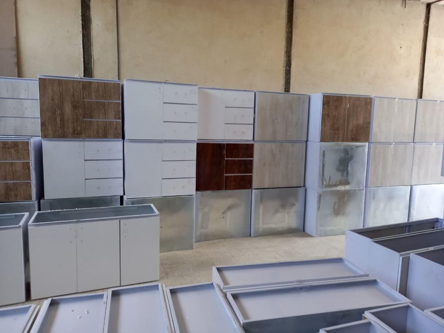 6متر کابینت فلز ملامین پیش ساخته کد 213 فقط 8ملیون|مصالح و تجهیزات ساختمان|شیراز, شهرک ولیعصر|دیوار