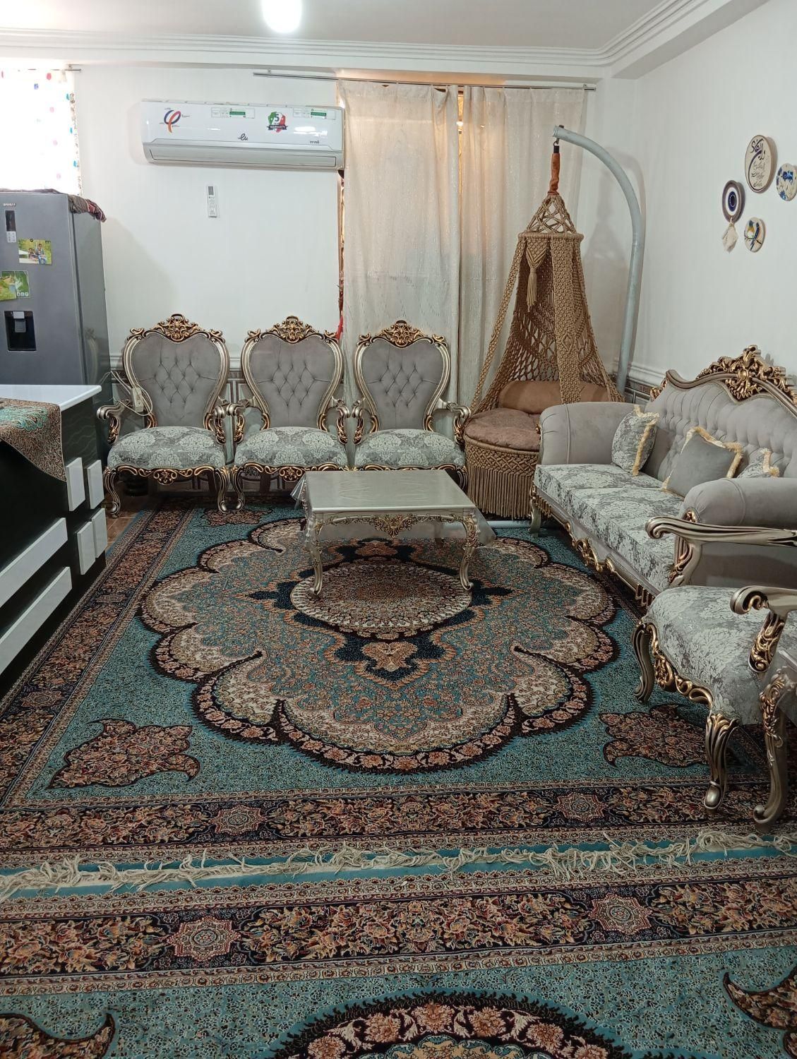 اپارتمان ۹۰ متری باپارکینگ و جای انبار ۱۱۳ متر.|فروش آپارتمان|عنبرآباد, |دیوار