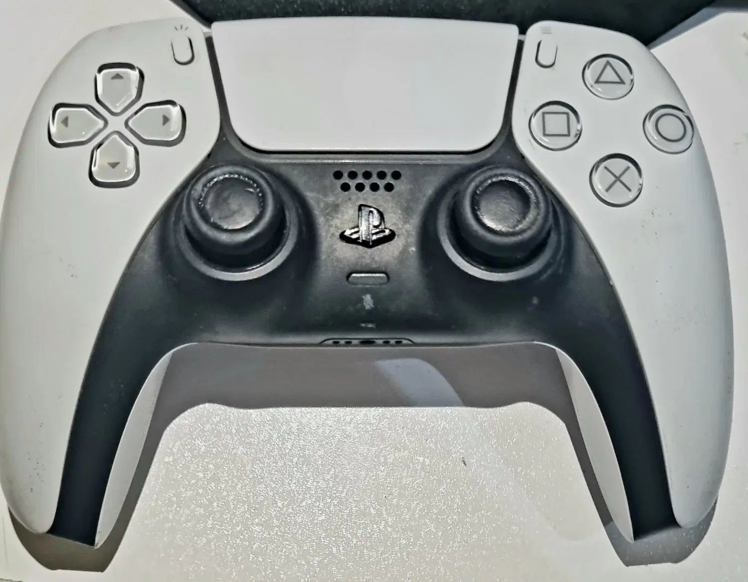 ps5 بسیار تمیز درحد نو یدونه تعمیر یه همراه بازی|کنسول، بازی ویدئویی و آنلاین|اصفهان, سپاهان‌شهر|دیوار