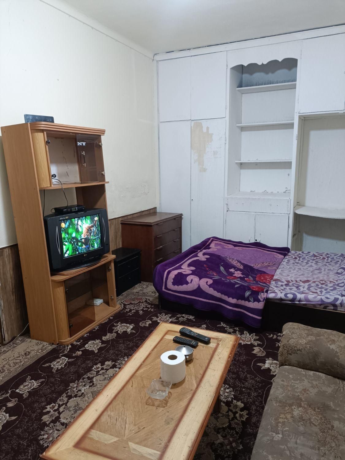 منزل مبله پارکینگ دار مرکز شهر ارزان قیمت|اجارهٔ کوتاه‌مدت آپارتمان و سوئیت|شیراز, گلکوب|دیوار