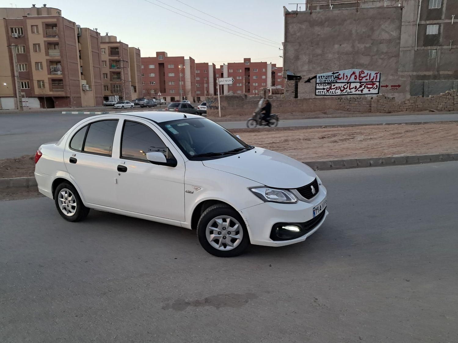 ساینا دوگانه سوز کارخانه مدل ۱۴۰۳|خودرو سواری و وانت|کرمان, |دیوار