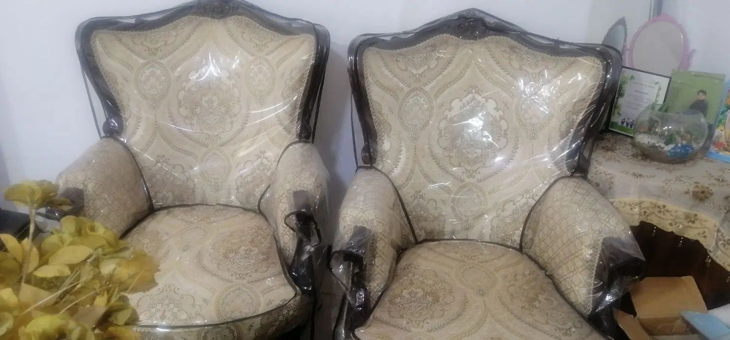 مبلمان هفت نفره به همراه ناهار خوری هشت نفره|مبلمان خانگی و میز عسلی|کرج, گلستان|دیوار