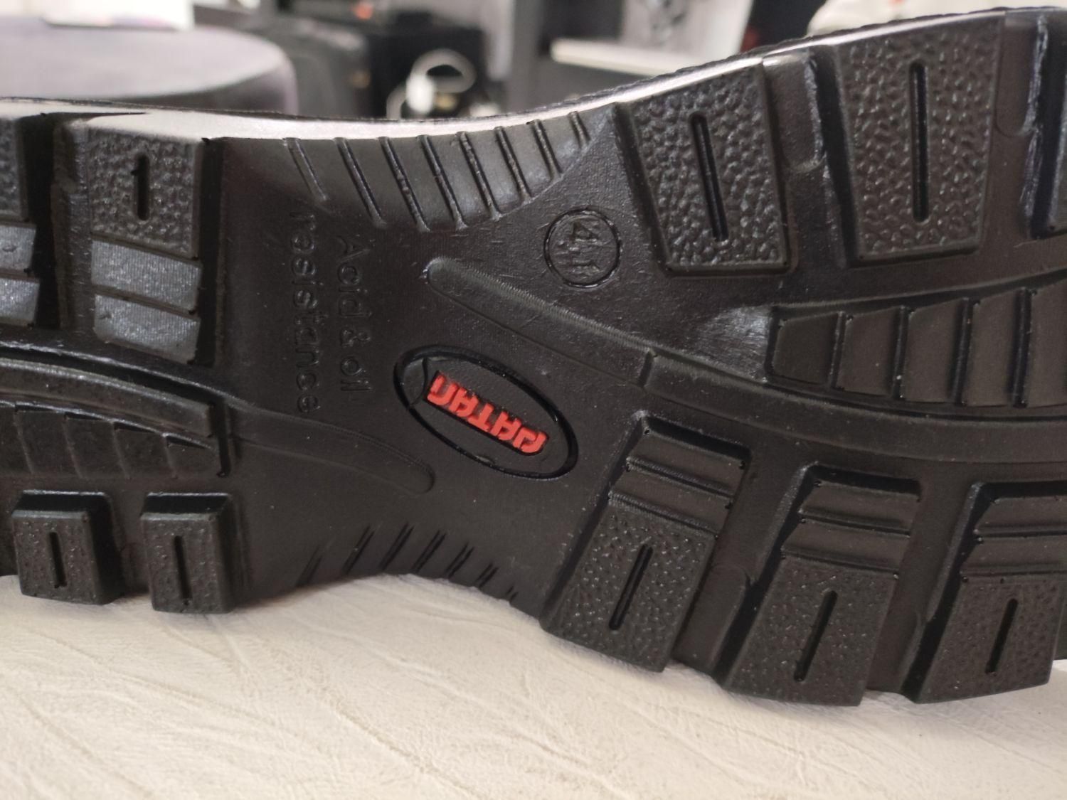 کفش کار ایمنی عالی|کیف، کفش، کمربند|رشت, چمارسرا|دیوار