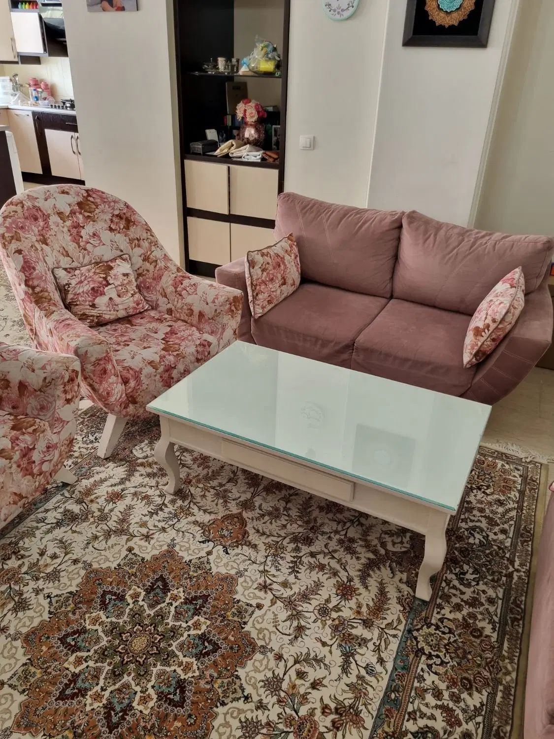 مبلمان ۷نفره میزناهارخوری ۶نفره ویترین|مبلمان خانگی و میز عسلی|تهران, بوستان چیتگر|دیوار