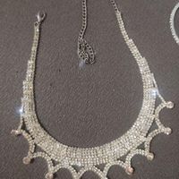 گردن بند|بدلیجات|شیراز, شهرک گلها|دیوار