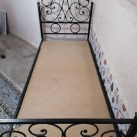 تخت فرفورژه|تخت و سرویس خواب|تهران, درب دوم|دیوار