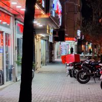 مغازه-20متری-حاشیه-بلوار-صیاد-شیرازی-سقف-بلند